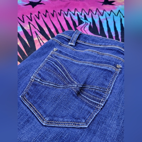 White House Black Market Jeans - Picture 6 of 6